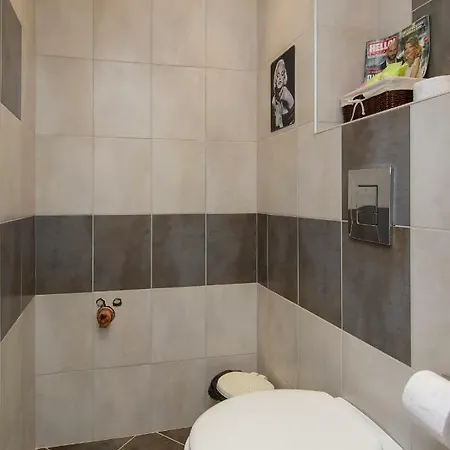 театъра Apartment Burgas